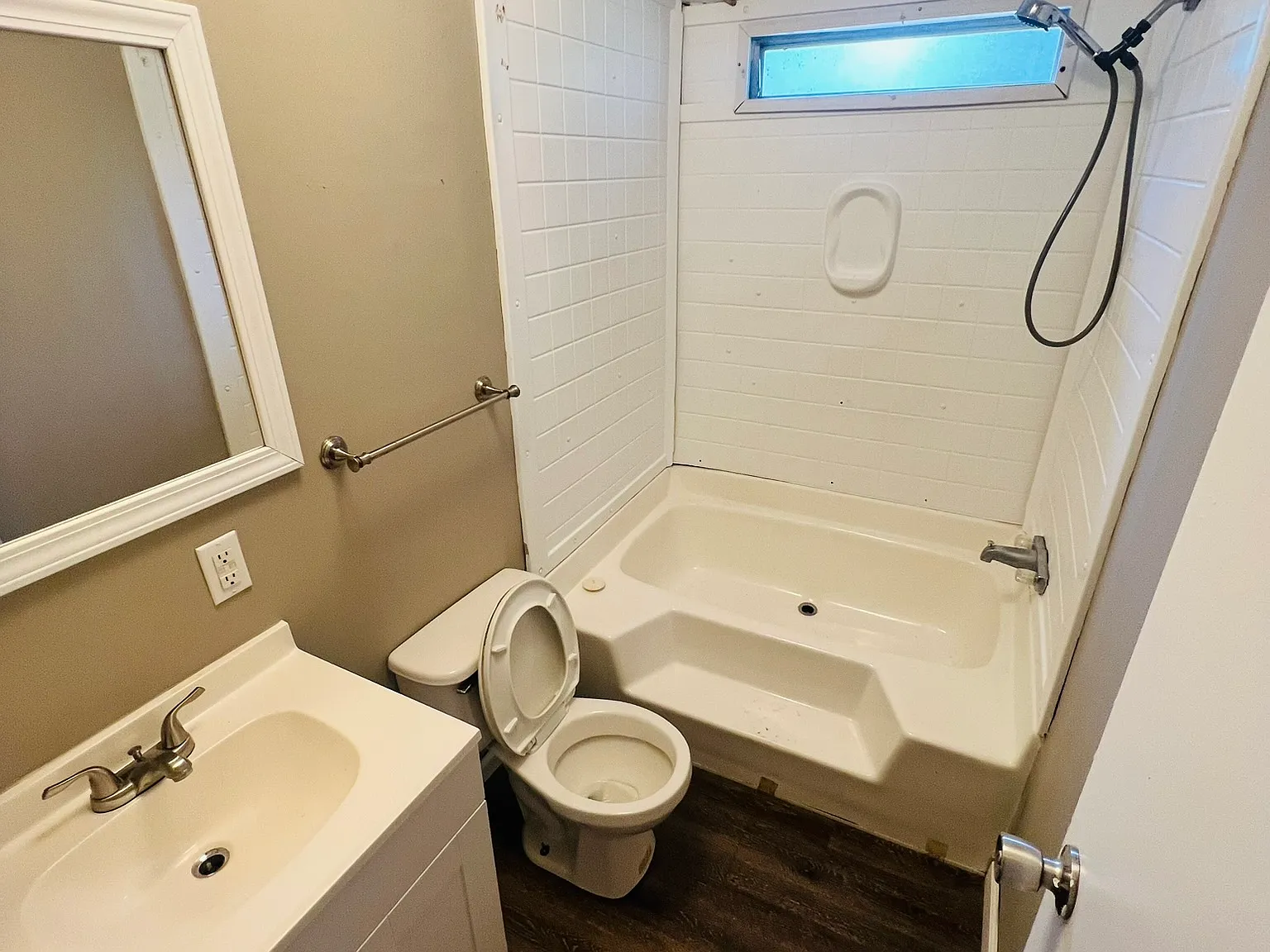 2 bed, 1216 sqft, $800 — Photo 4