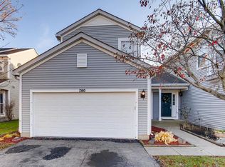 780 Wedgewood Cir, Lake In The Hills, IL 60156