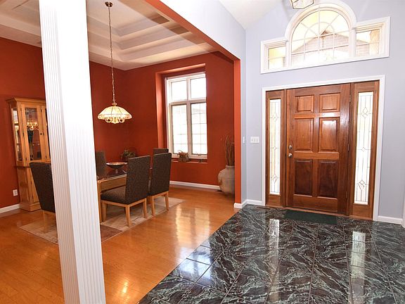 3rd image of 7800 W Crooked Creek Ct