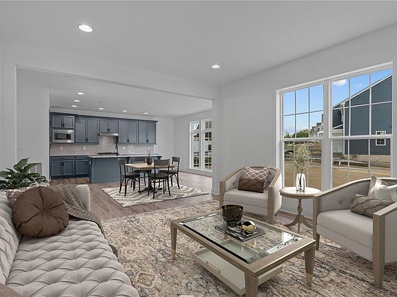 3rd image of 1015 Alexander Way