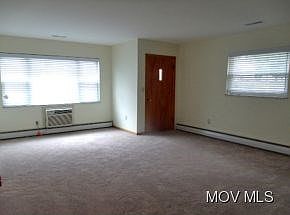 4th image of 2713 Fairview Ave