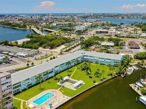 4th image of 1819 Shore Dr S APT 316