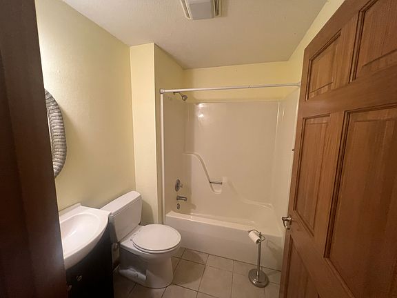 5th image of 810 S Moreland Rd #810