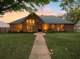 5902 Ponderosa St, Colleyville, TX 76034