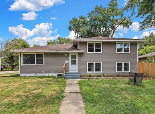 6924 Scott Ave N, Brooklyn Center, MN 55429