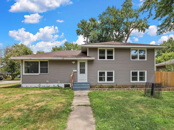 6924 Scott Ave N, Brooklyn Center, MN 55429