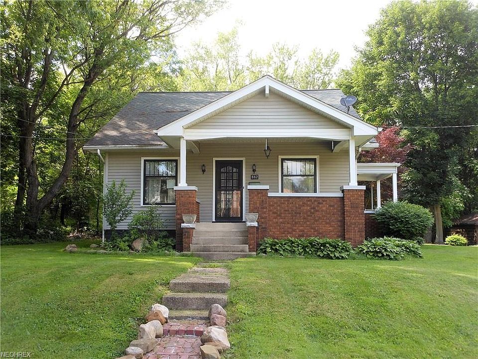 1st image of 882 Eastland Ave
