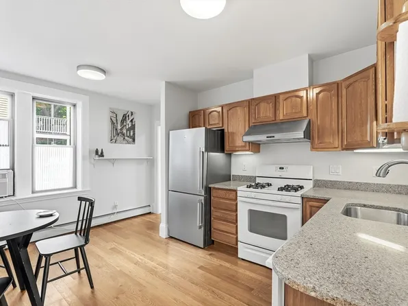 32-34 Ditson St #2, Dorchester, MA 02122