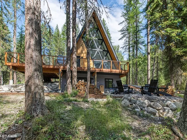 123 Little Mountain Rd — Photo 2
