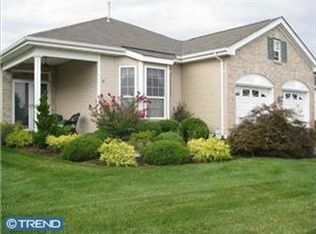 19 Newton Ct, Columbus, NJ 08022