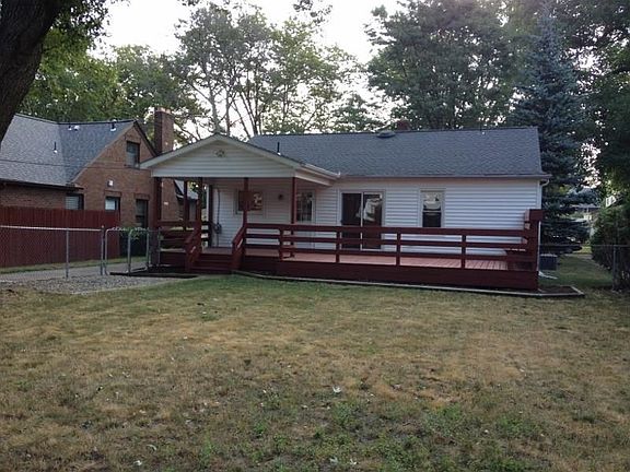 2nd image of 616 Connecticut Dr