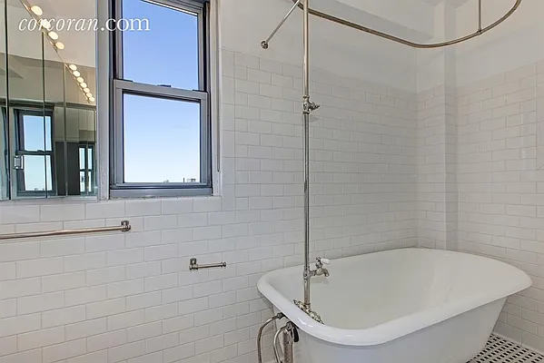 Rented by Corcoran | media 21