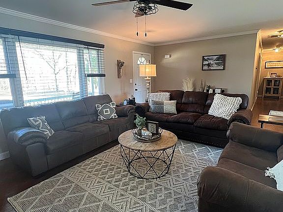 3rd image of 22818 Lone Ln