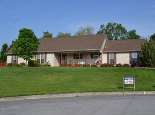 417 Hawley Meadows Ct, Blountville, TN 37617