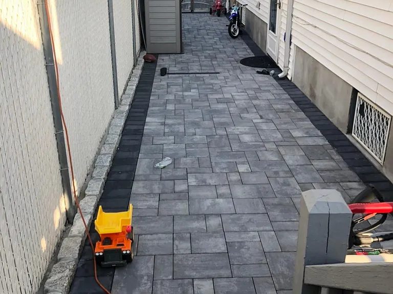 Side yard with side entrance.
