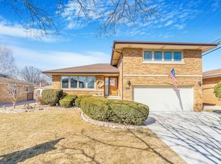 10610 Preston St, Westchester, IL