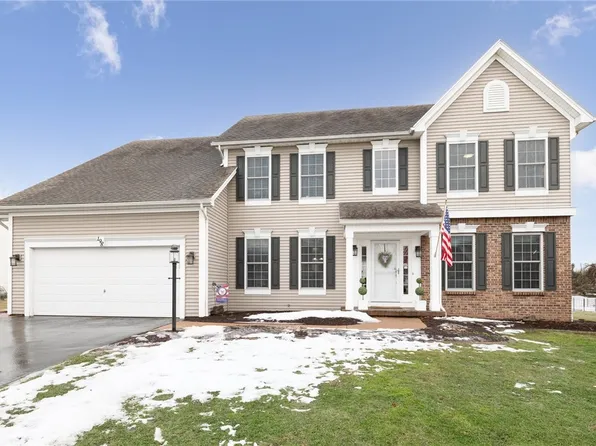 198 Millford Xing, Penfield, NY 14526