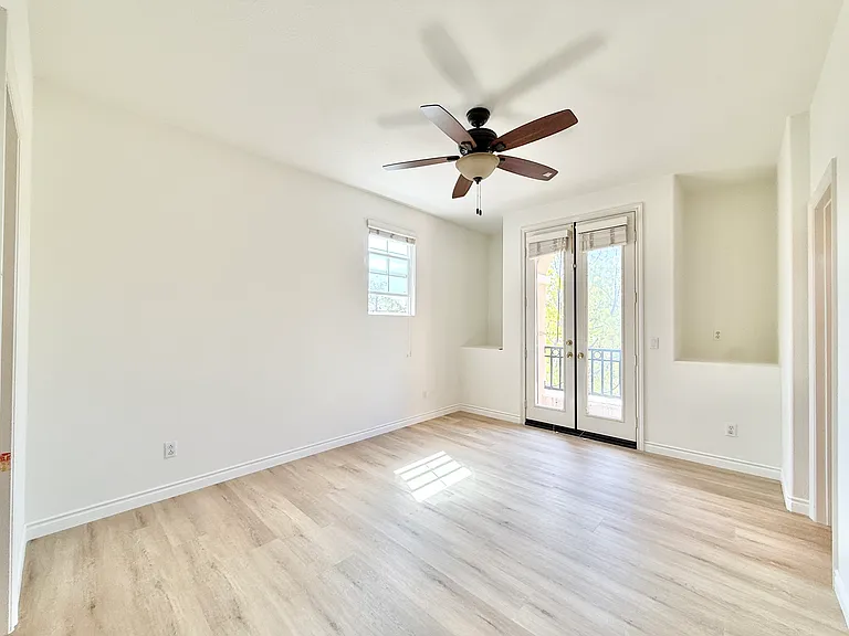 13835 Kerry Ln — Photo 22