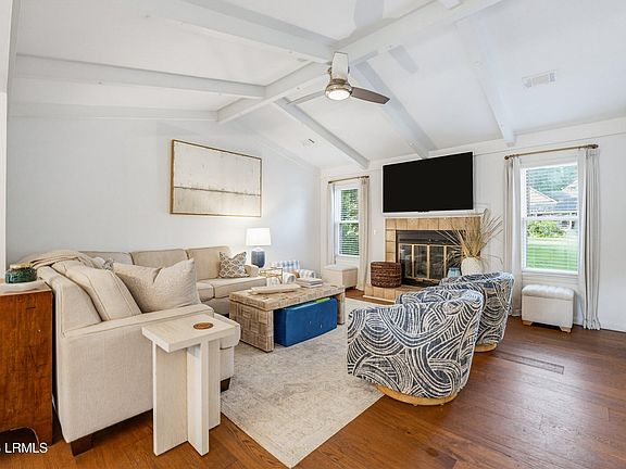 5th image of 2905 Riverside Drive