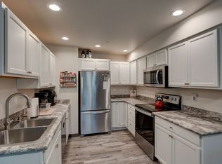 1621 SW Mulberry Pl #D104, Oak Harbor, WA 98277