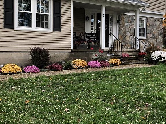 2nd image of 7 Haviland Dr