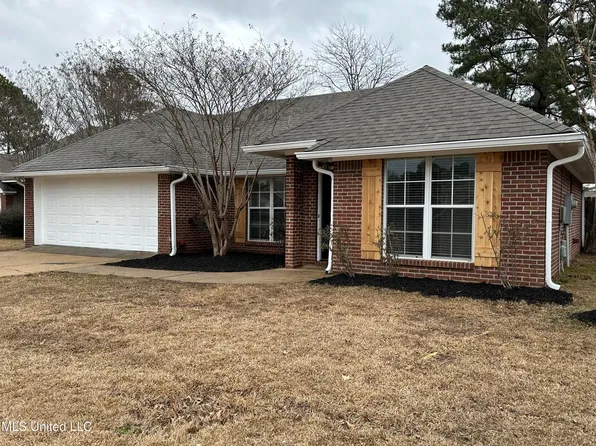 316 Greensboro Dr, Brandon, MS 39047