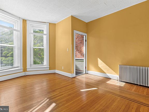 5th image of 3317 Beech Ave