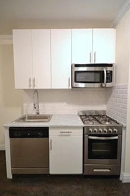 Rented by Bold New York | media 5