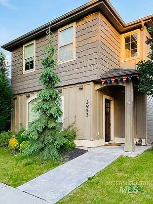 3953 N Park Crossing Ave — Photo 2