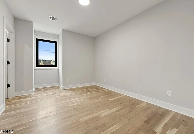 178 Newark Pompton Tpke #302 — Photo 12