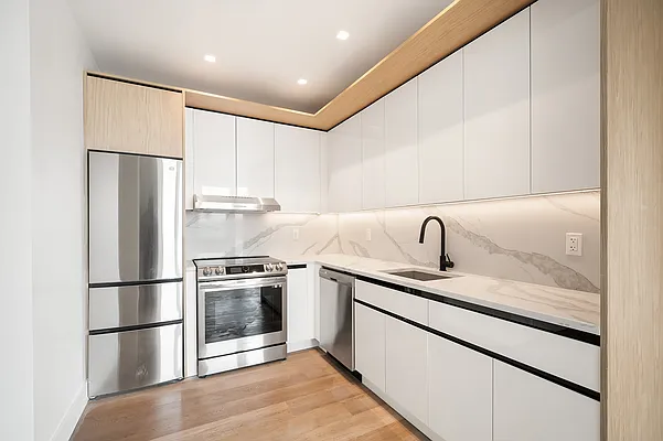 Rented by The Jay Group Inc. | media 21