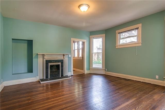 2nd image of 2134 Blair Blvd