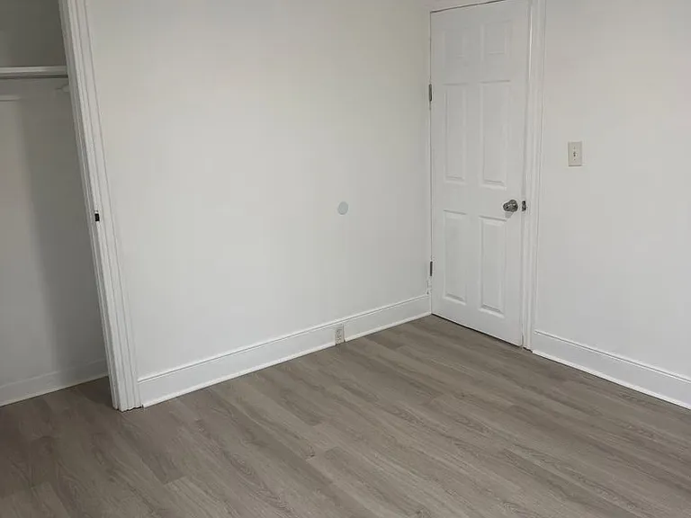 322 F St — Photo 3