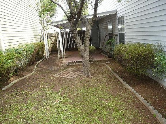 5th image of 106 Mosspoint Dr