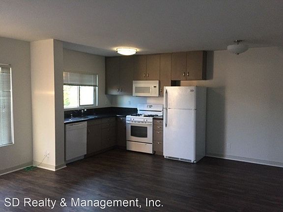 2nd image of 4638 Mississippi St APT 6