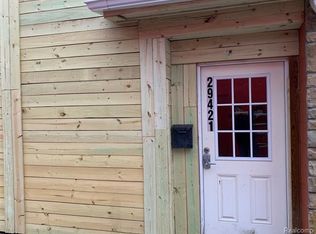 29421 Six Mile Rd, Livonia, MI 48152