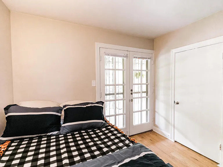 3506 Enfield Rd #201 — Photo 13