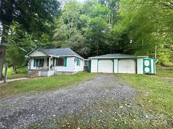 3611 Bolens Creek Rd, Burnsville, NC 28714