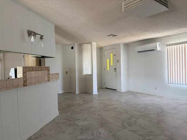 32160 Cody Ave — Photo 11