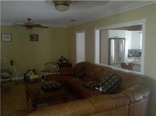 15595 SW 28th St, Davie, FL 33331