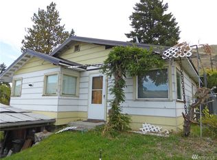 408 S Highland St, Elmer City, WA 99124