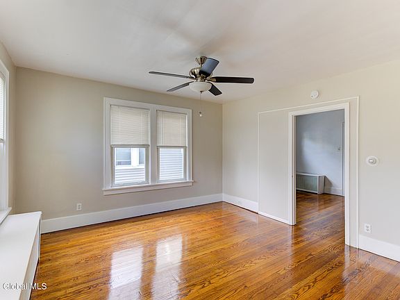 5th image of 113 Eileen Street