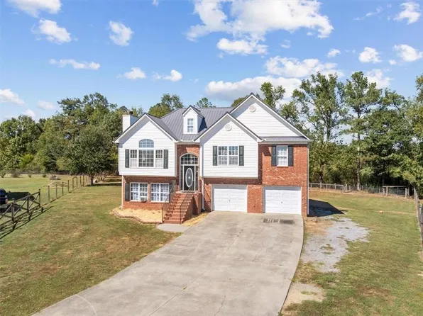 132 Pin Oak Ln SE, Calhoun, GA 30701