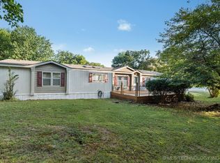 69883 S 335th Loop, Wagoner, OK 74467