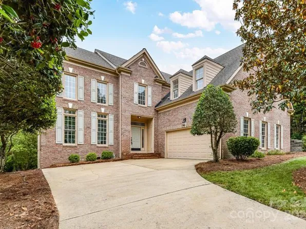 8921 Magnolia Heights Ct, Charlotte, NC 28270