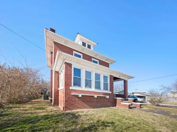 3001 S 29th St, Ashland, KY 41102