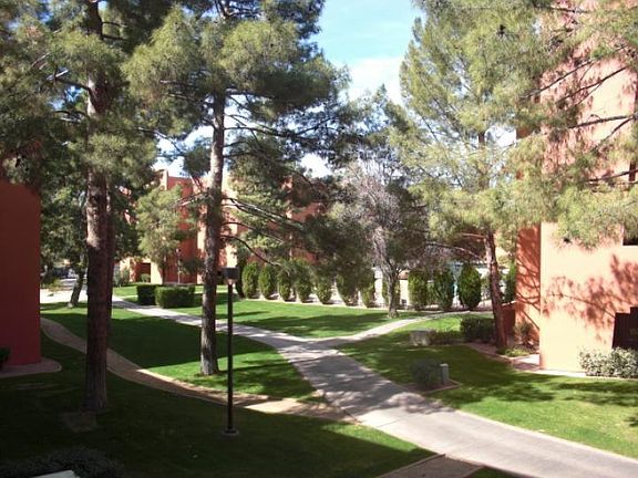 5th image of 12212 N Paradise Village Pkwy S APT 212C