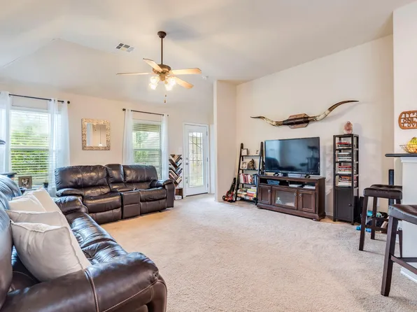 143 Snow Owl Holw, Buda, TX 78610