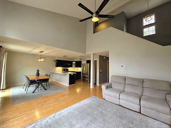 5th image of 2923 S Ladera Pl