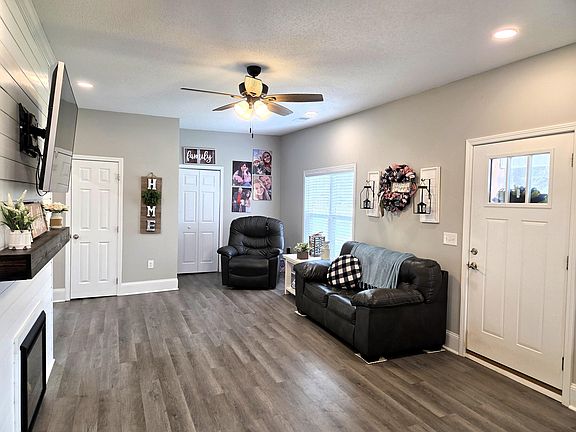 3rd image of 464 Hair Lake Rd